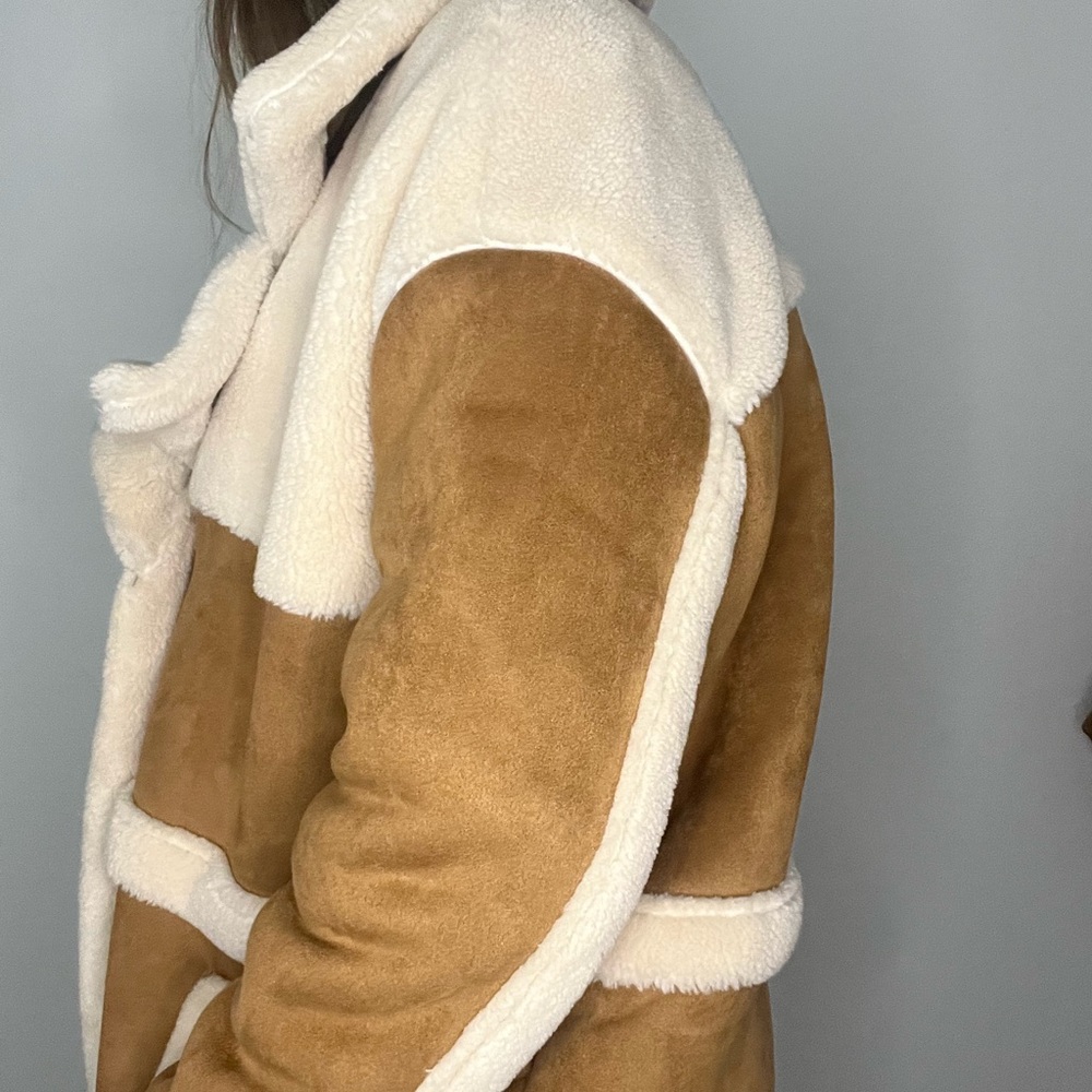 NWOT Women's BLANC NYC faux Tan and Cream Shearling Coat - Picture 5 of 6